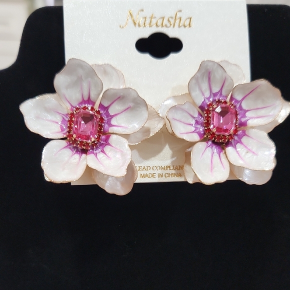 🔹️Natasha Couture 🔹️Pink and Cream Floral Earrings - Picture 1 of 5